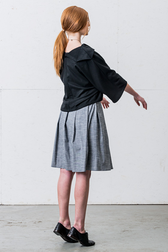 Oe jumper/Hawk skirt back