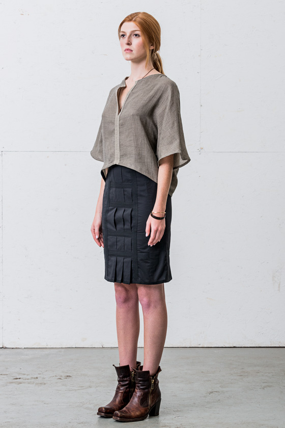 Piteraq shirt/Landlash skirt